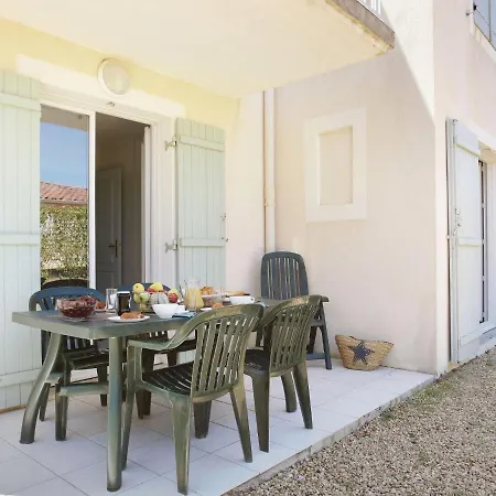 Comfortable With A Dishwasher, At 2 5 Km Apartamento *